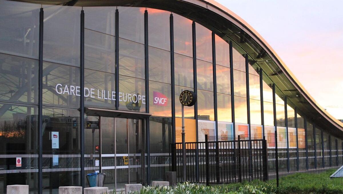 Appartamento Hypercentre - Private Parking, Metro + Train 100M Tourcoing Esterno foto